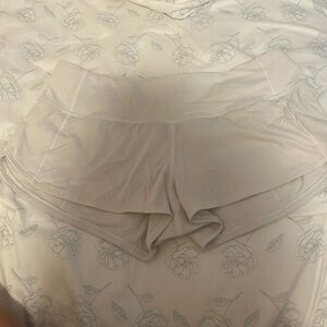 White Lululemon Speed up shorts size 2